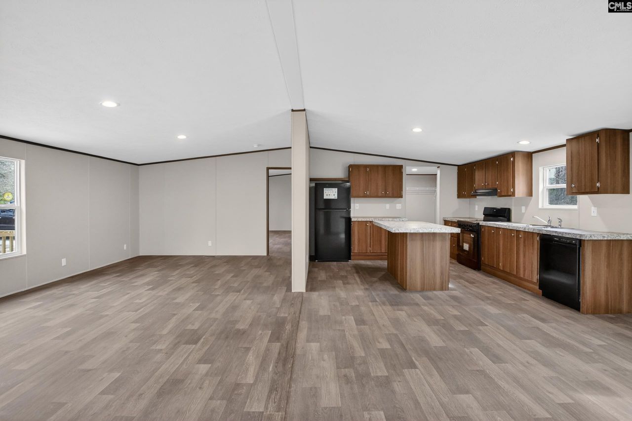 1653 Catalina Blvd  Photo 9