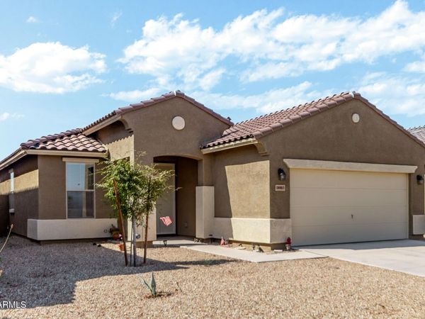 18003 W IDA Lane, Surprise, AZ 85387