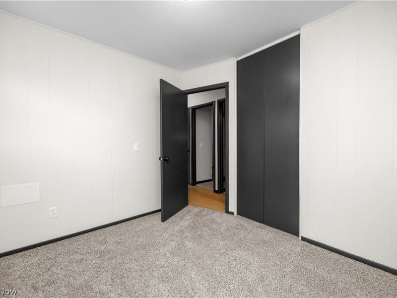 897 Livermore Lane, Elyria, OH 44035 Photo 15