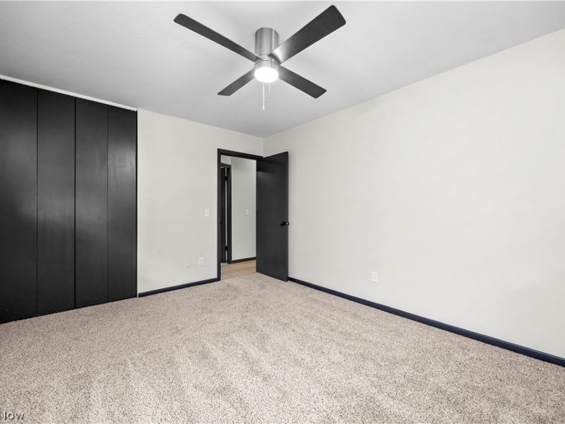 897 Livermore Lane, Elyria, OH 44035 Photo 18