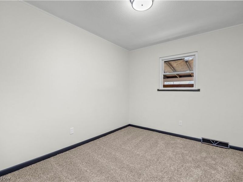 897 Livermore Lane, Elyria, OH 44035 Photo 20