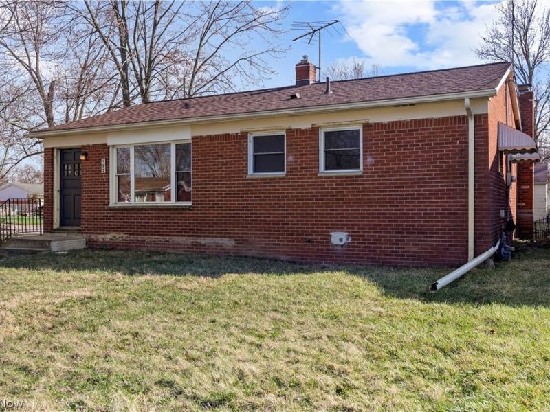 897 Livermore Lane, Elyria, OH 44035 Photo 28