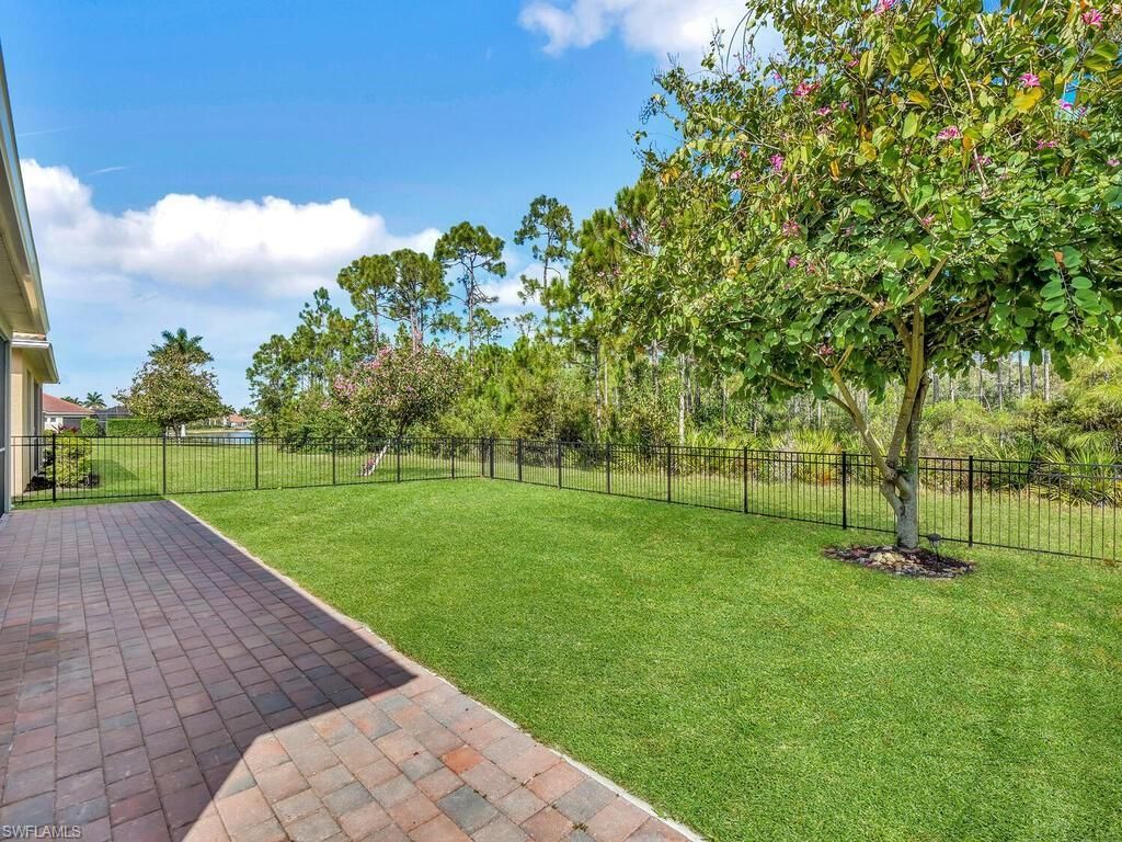 4211 Dutchess Park Rd, Fort Myers, FL 33916 Photo