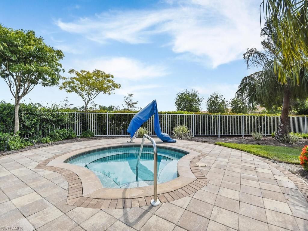 4211 Dutchess Park Rd, Fort Myers, FL 33916 Photo