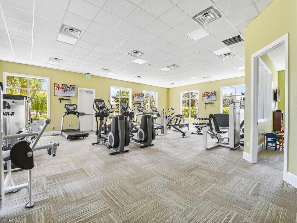 4211 Dutchess Park Rd, Fort Myers, FL 33916 Photo