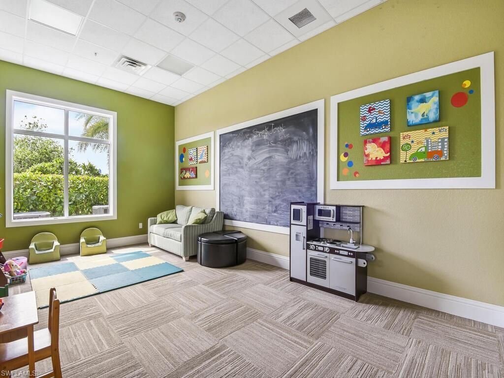 4211 Dutchess Park Rd, Fort Myers, FL 33916 Photo