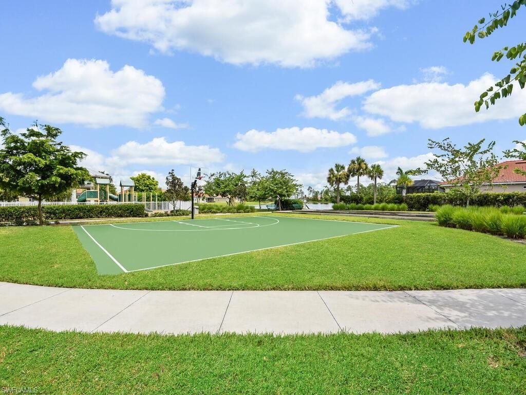 4211 Dutchess Park Rd, Fort Myers, FL 33916 Photo