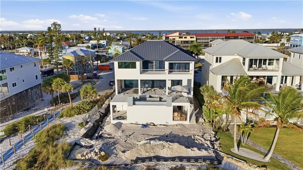 6100 Court St, Fort Myers Beach, FL 33931 Photo