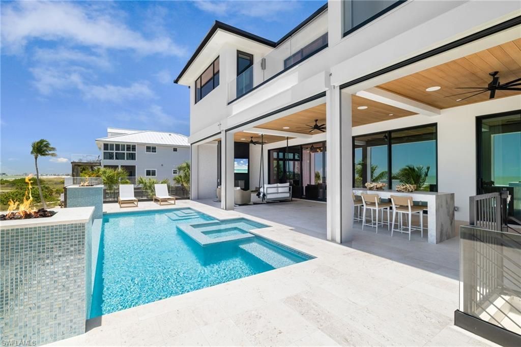 6100 Court St, Fort Myers Beach, FL 33931 Photo