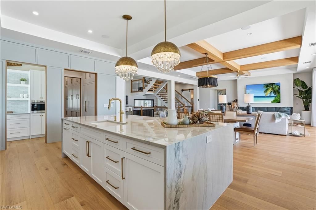 6120 Court St , Fort Myers Beach, FL 33931 Photo