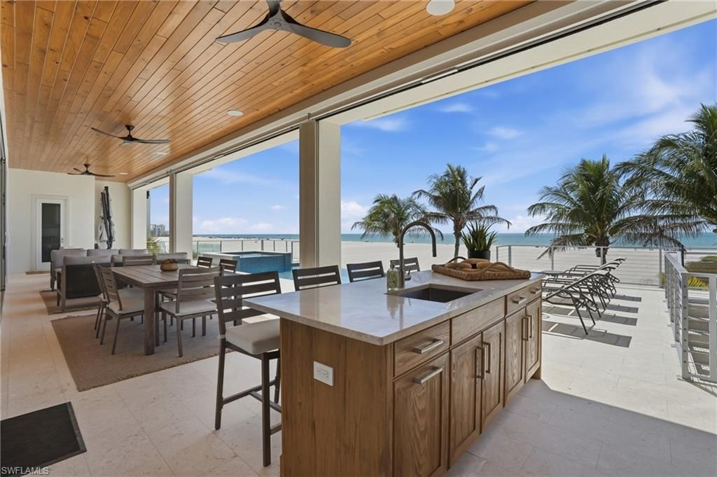 6120 Court St, Fort Myers Beach, FL 33931 Photo