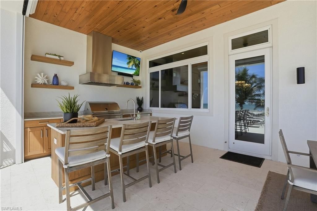 6120 Court St , Fort Myers Beach, FL 33931 Photo