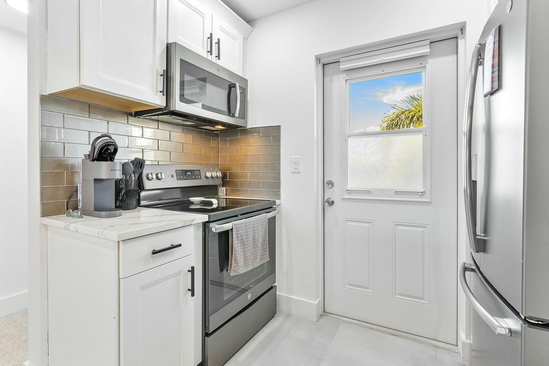 330 N Federal Highway, Unit 211, Deerfield Beach, FL 33441 Photo