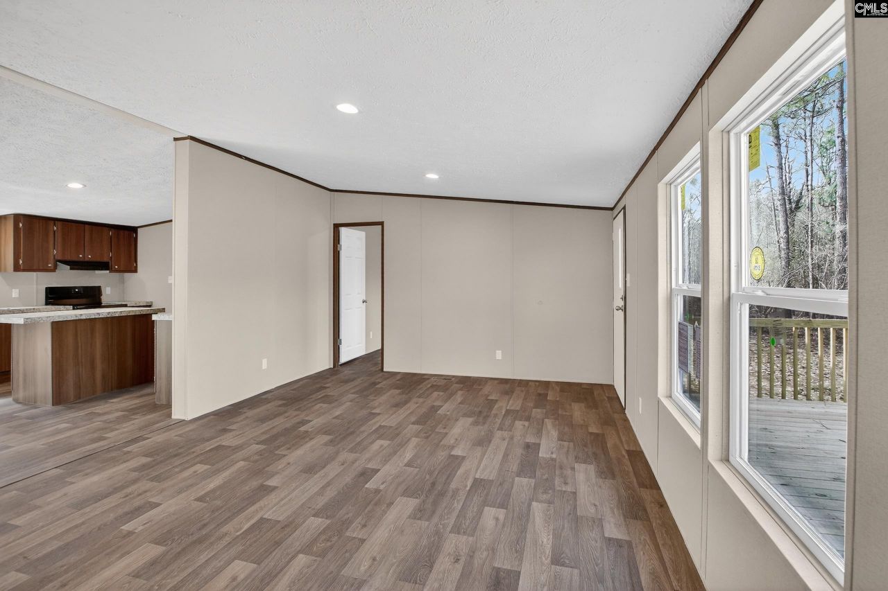 1665 Catalina Blvd  Photo 11