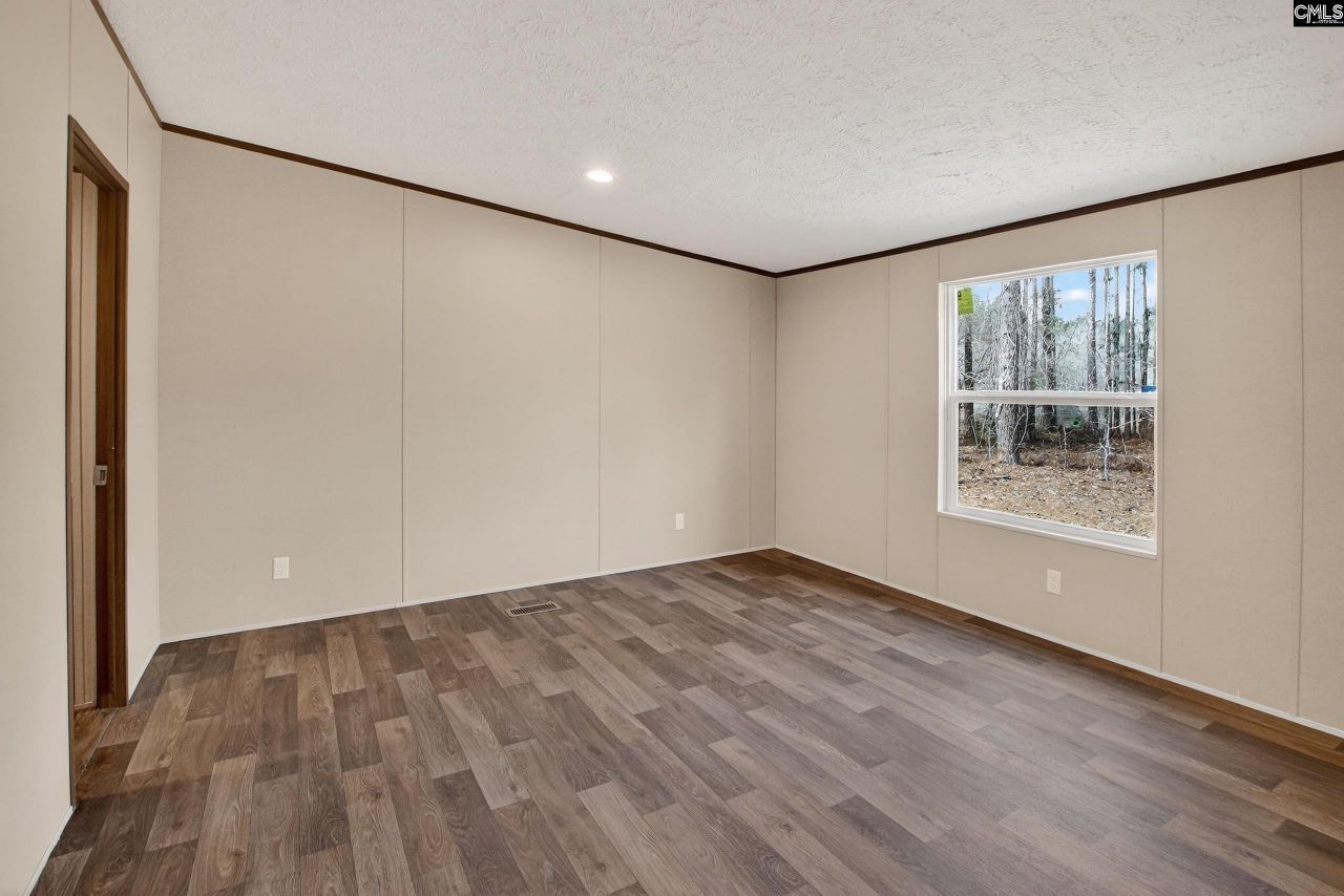 1665 Catalina Blvd  Photo 22