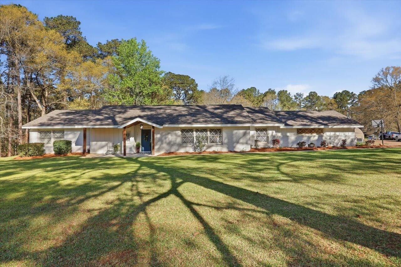 701 Mangum Ave., Mendenhall, MS 39114 Main Photo