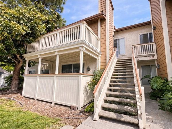 2456 Pleasant Way, Unit A, Thousand Oaks, CA 91362