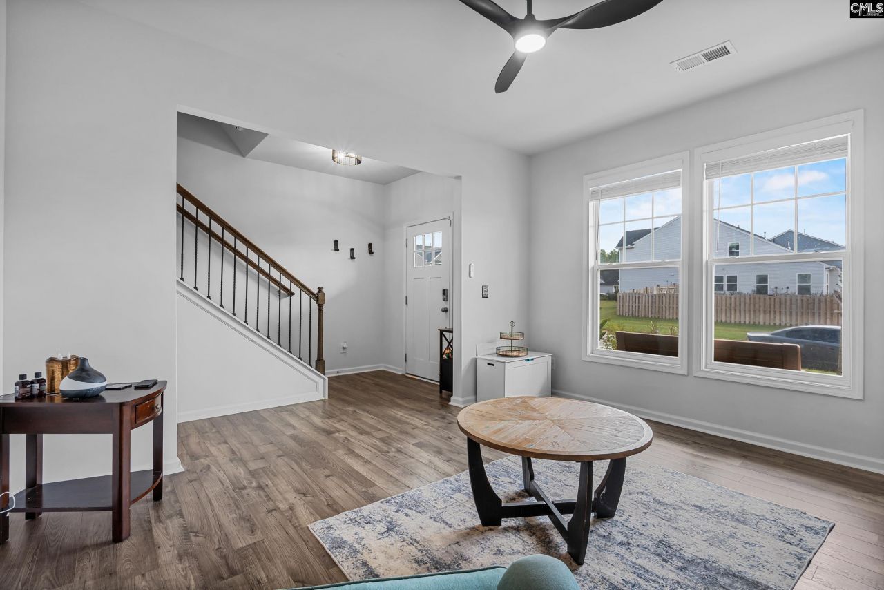 146 Belfast Way Photo 4