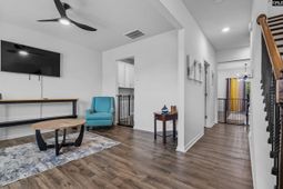 146 Belfast Way photo 4