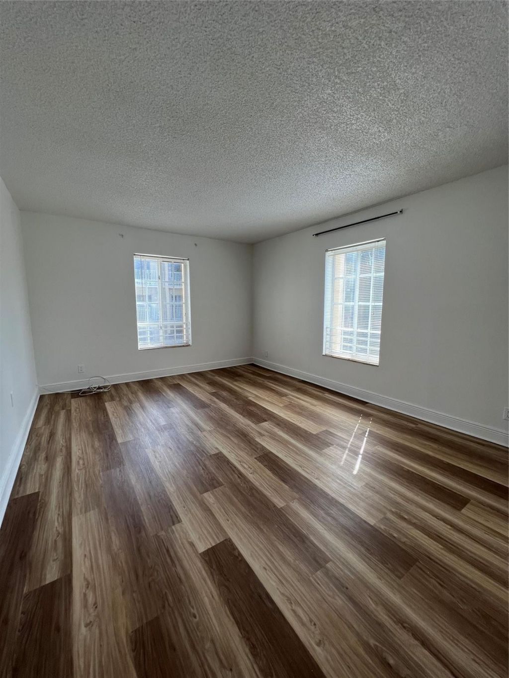 5221 Geneva Way, Unit 208, Doral, FL 33166 Photo