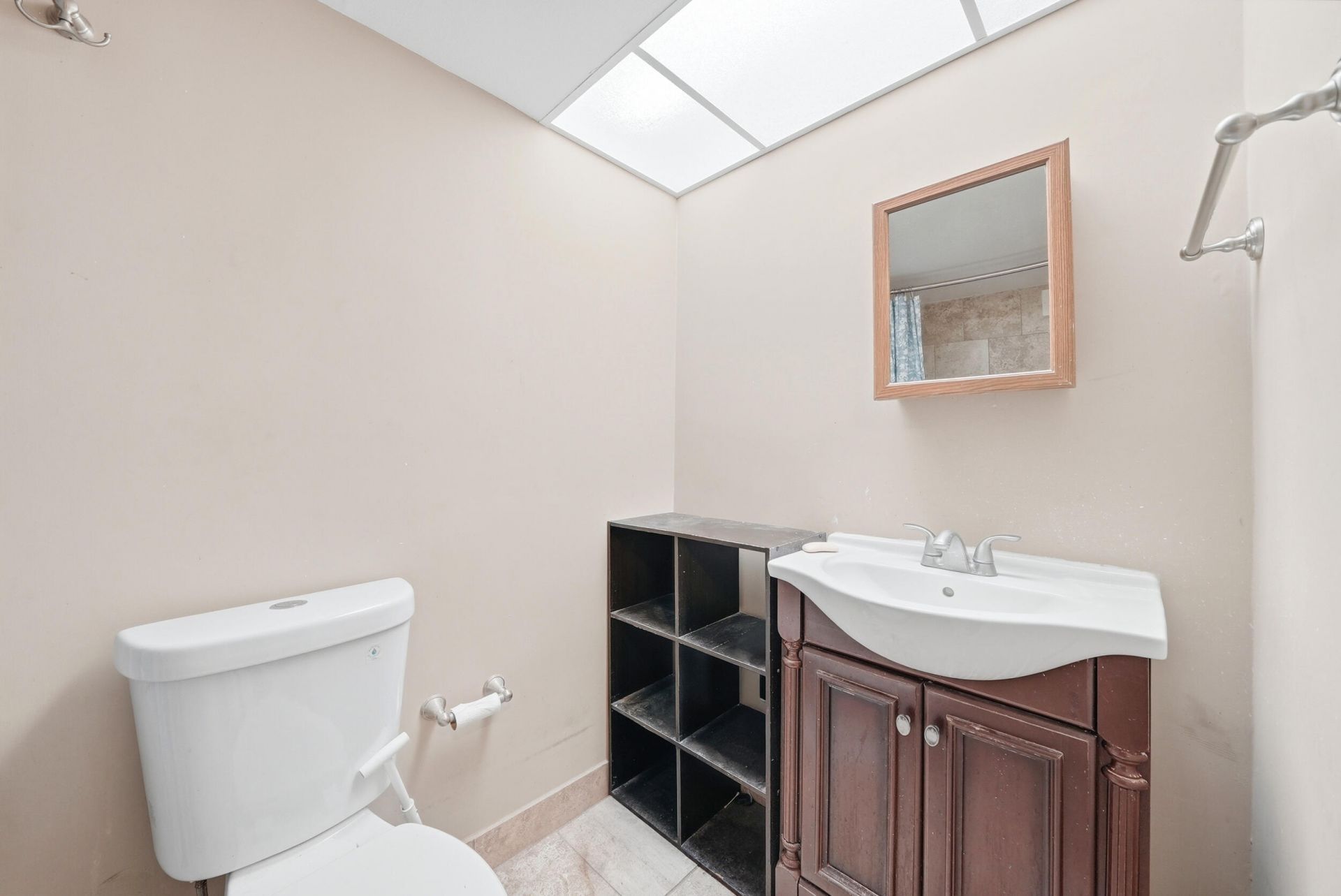 16850 S Glades Drive, Unit 2g, North Miami Beach, FL 33162 Photo
