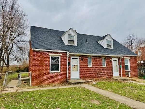 801-803 Winston Drive, Fairborn, OH 45324