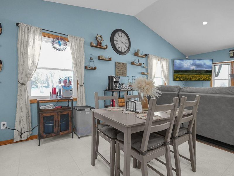 2571 W Choctaw Drive, London, OH 43140 Photo 11