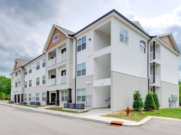 6411 Charlotte Road Cir, Unit 105, Nashville, TN 37209