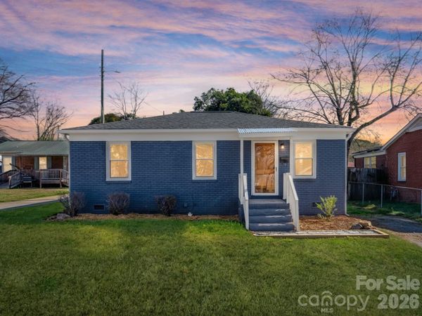 2948 Coronet Way , Charlotte, NC 28208