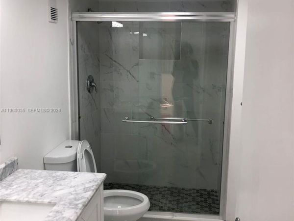 1200 NE Miami Gardens Dr , Unit 820W, Miami, FL 33179