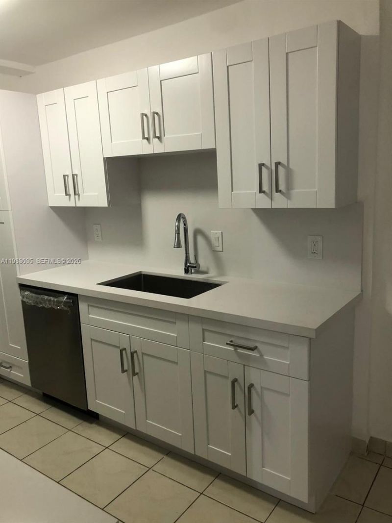 1200 NE Miami Gardens Dr , Unit 820W, Miami, FL 33179 Photo