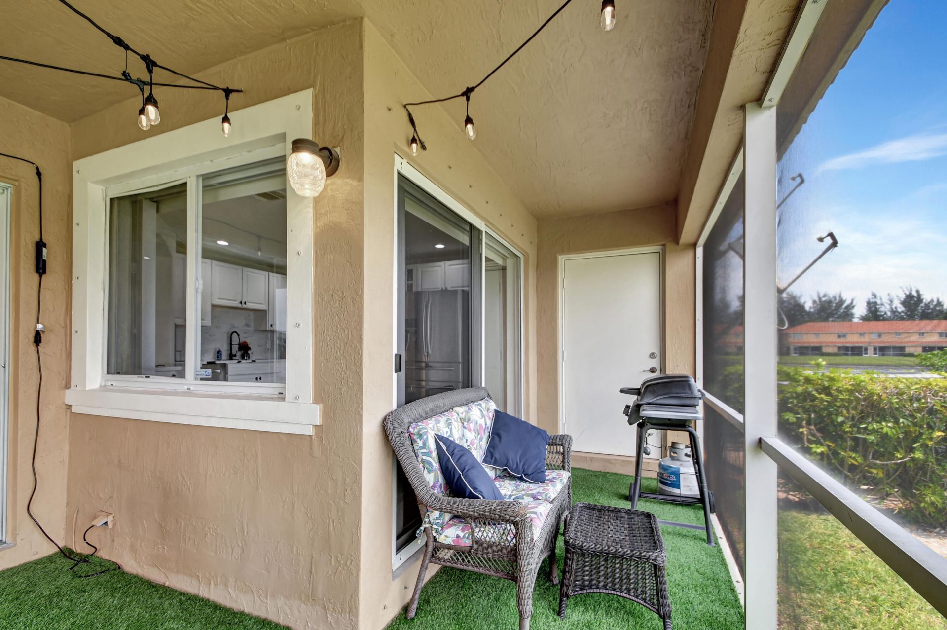 6194 Reynolds Street, West Palm Beach, FL 33411 Photo