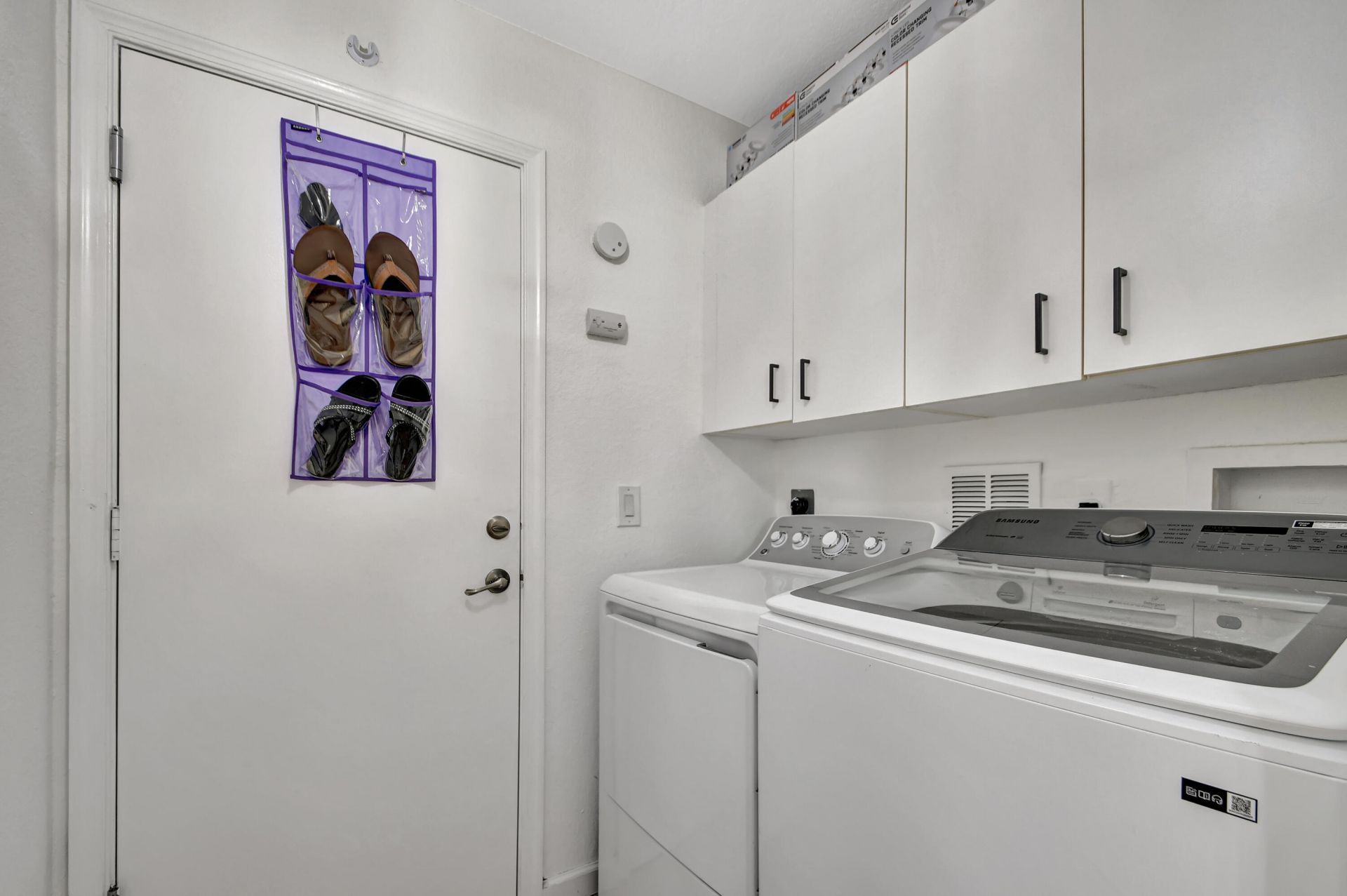 6194 Reynolds Street, West Palm Beach, FL 33411 Photo