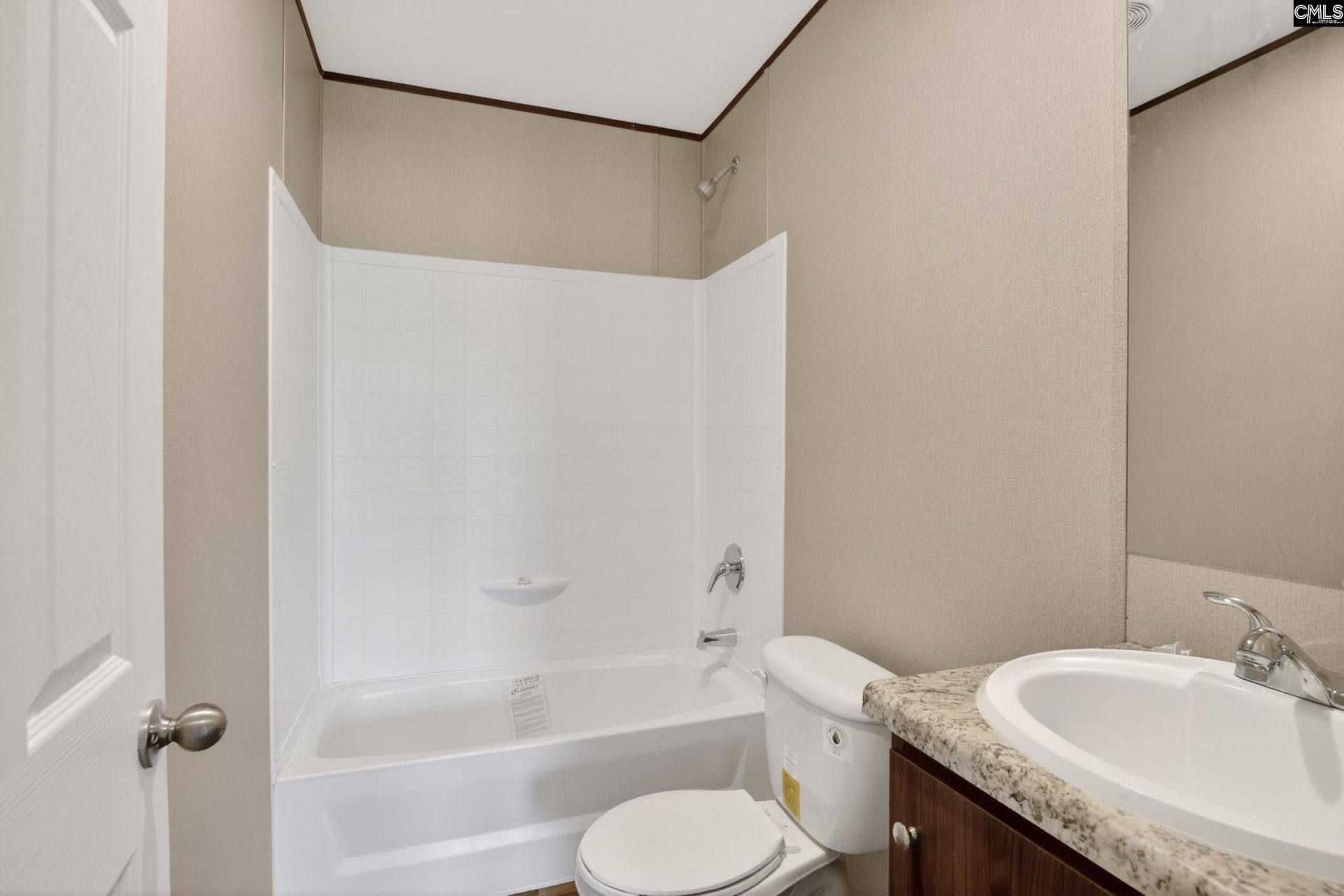 20 F. R. Huff Road Photo 18