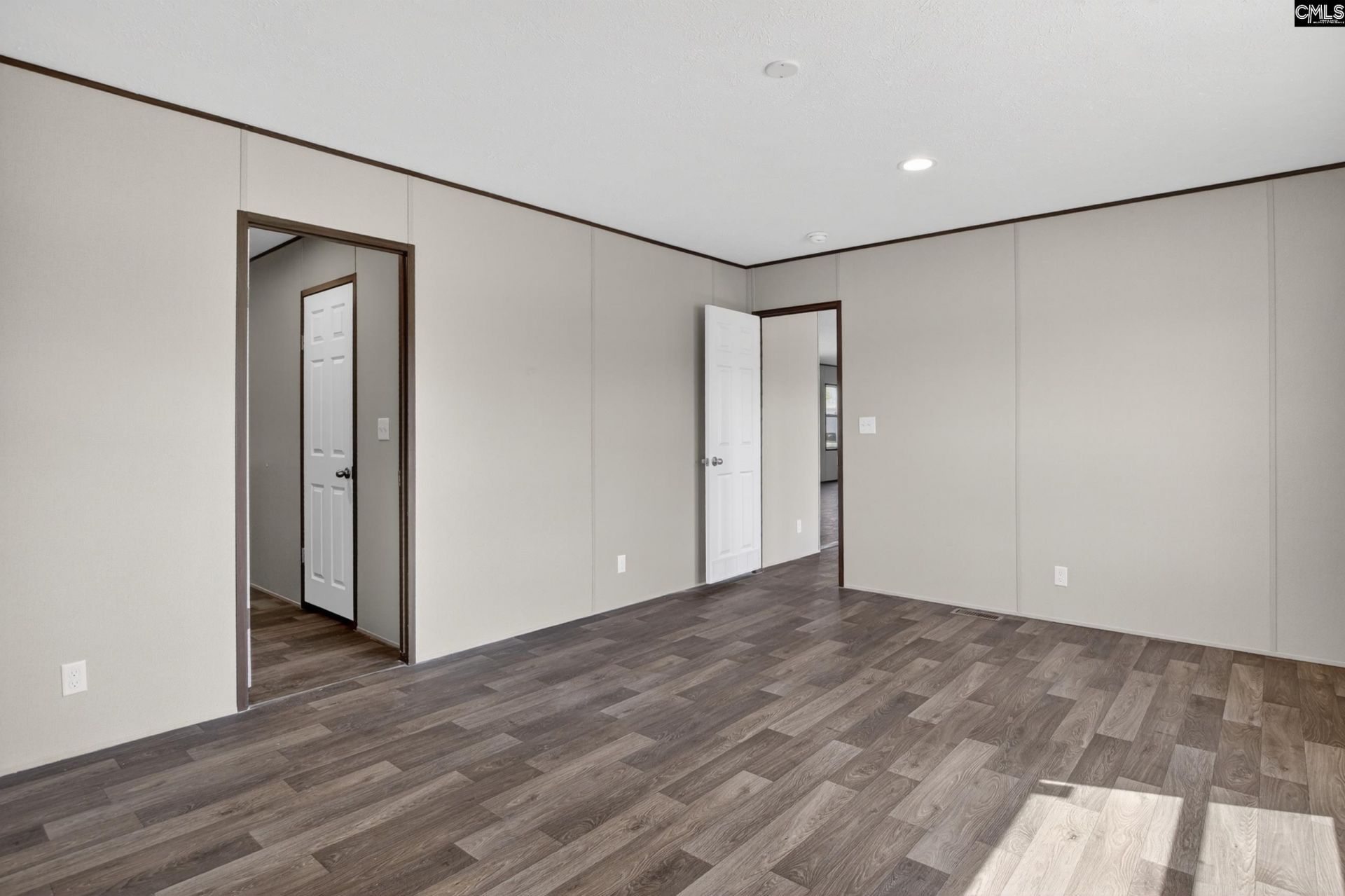 20 F. R. Huff Road Photo 24