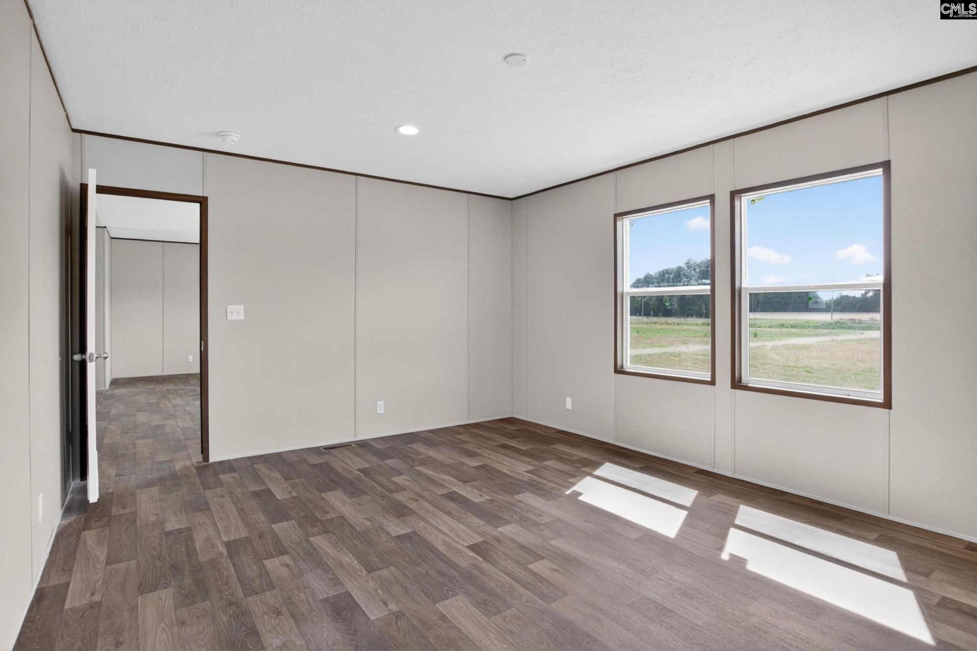 20 F. R. Huff Road Photo 25