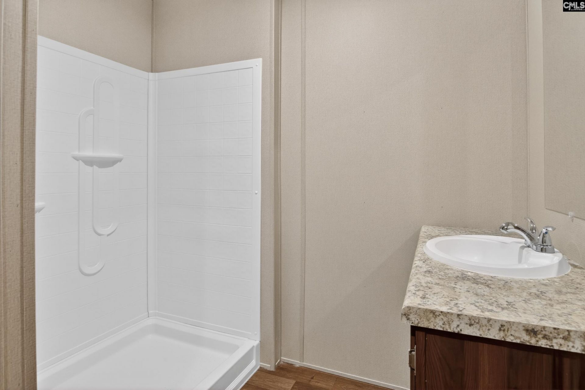 20 F. R. Huff Road Photo 28