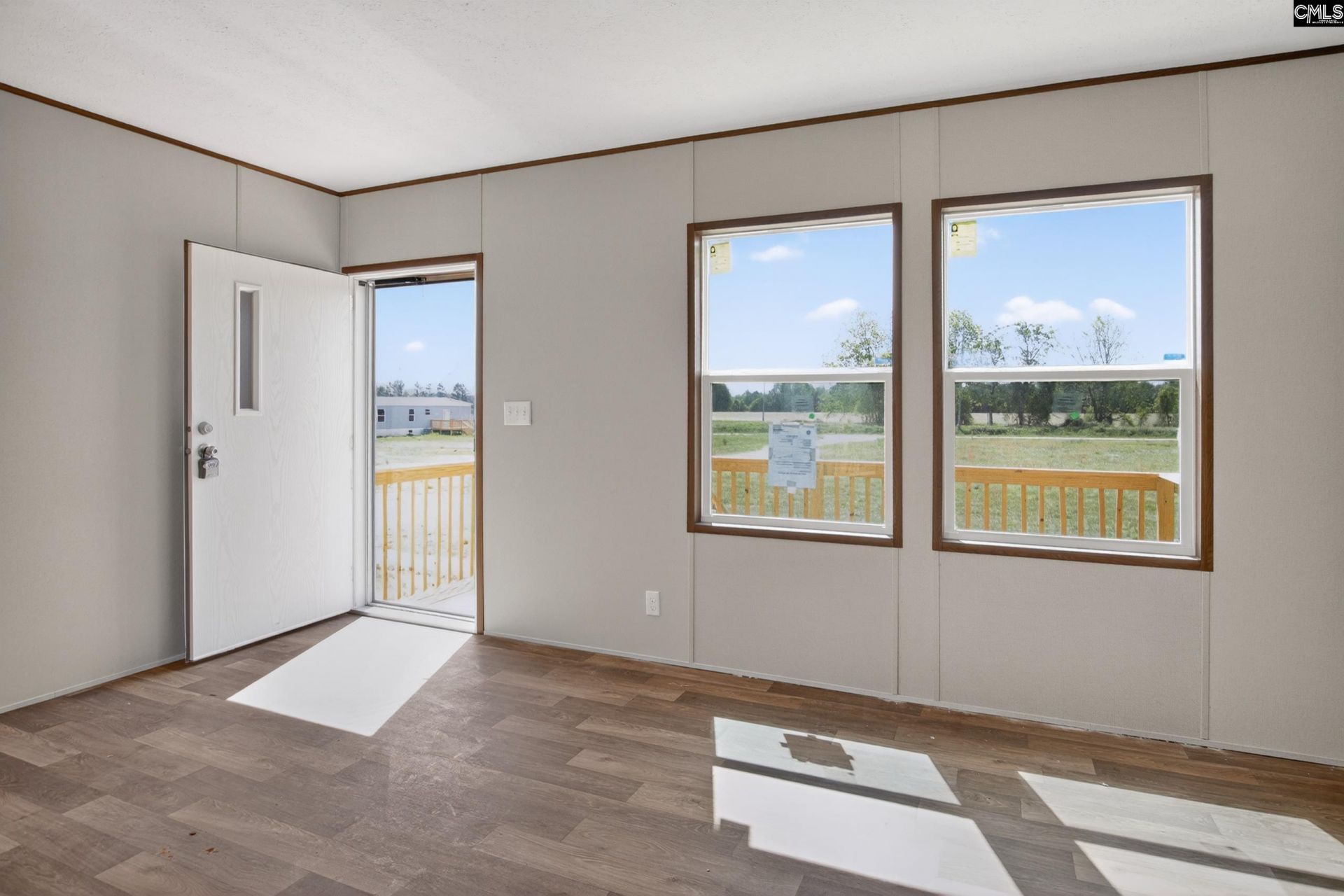 20 F. R. Huff Road Photo 29