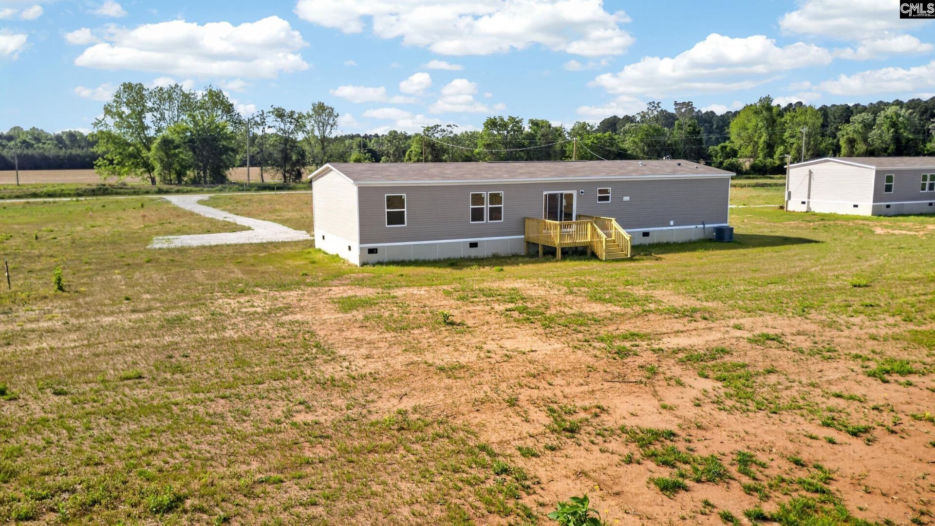 20 F. R. Huff Road Photo 35