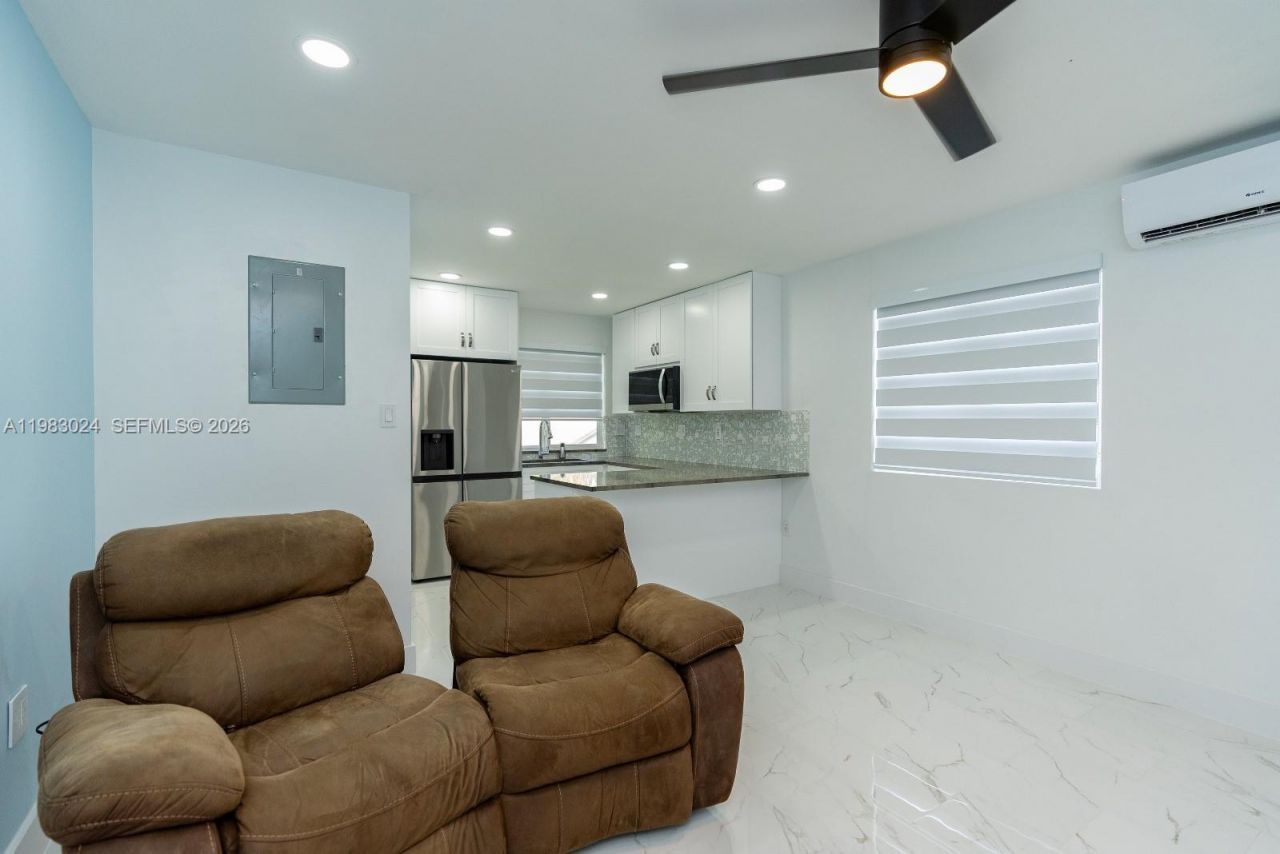 13270 SW 103rd Ter, Unit 2, Miami, FL 33186 Photo