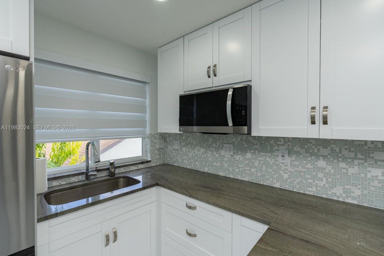 13270 SW 103rd Ter, Unit 2, Miami, FL 33186 Photo