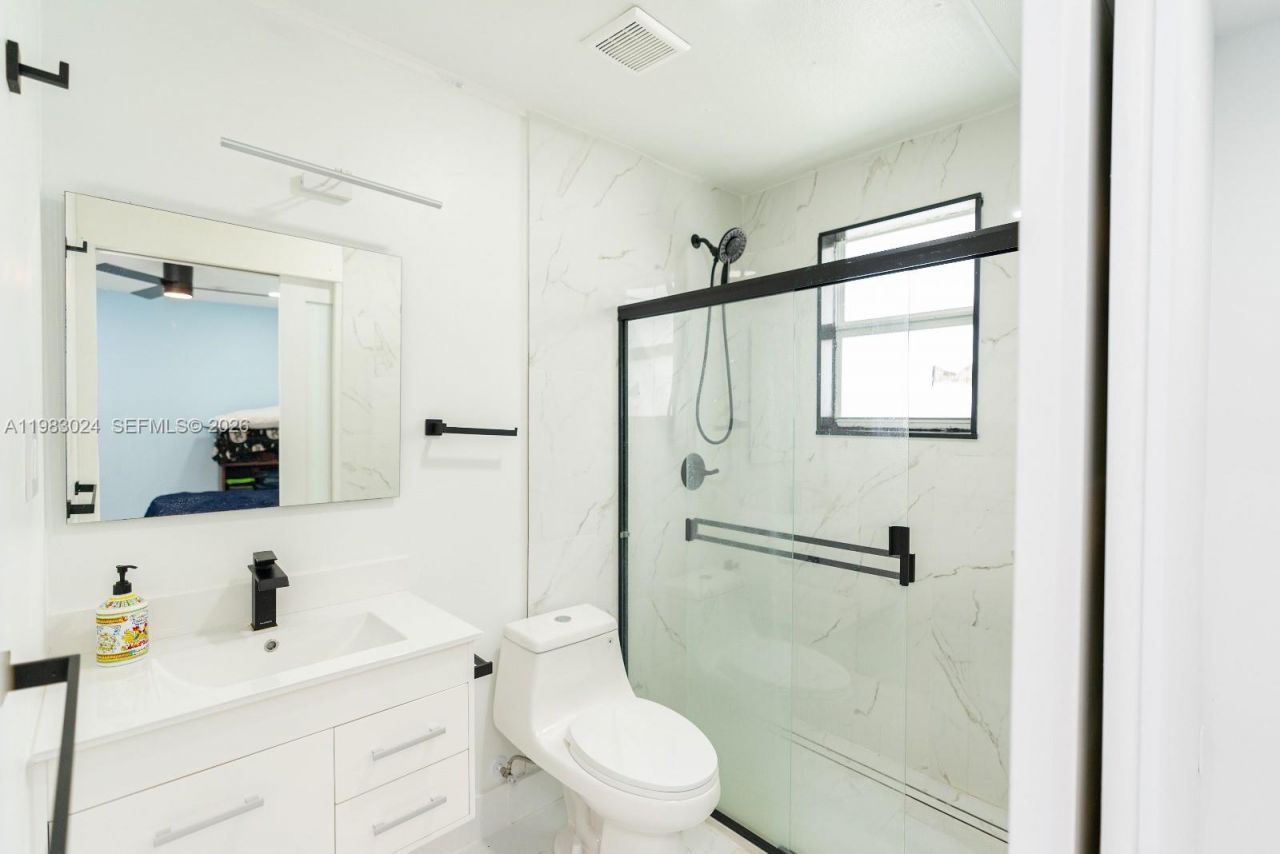 13270 SW 103rd Ter, Unit 2, Miami, FL 33186 Photo