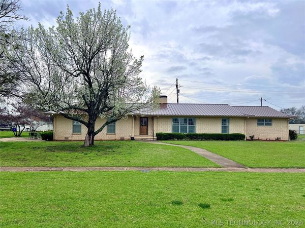 308 E Main , Bokchito, OK 74726