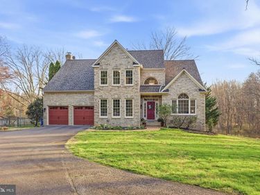 7726 OX ROAD, FAIRFAX STATION, VA 22039