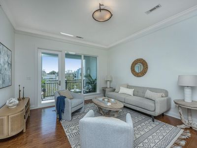 200 River Landing Drive, Unit 307 F, Charleston, SC 29492