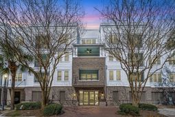 200 River Landing Drive photo 4