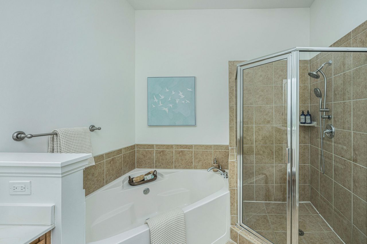 200 River Landing Drive Photo 25