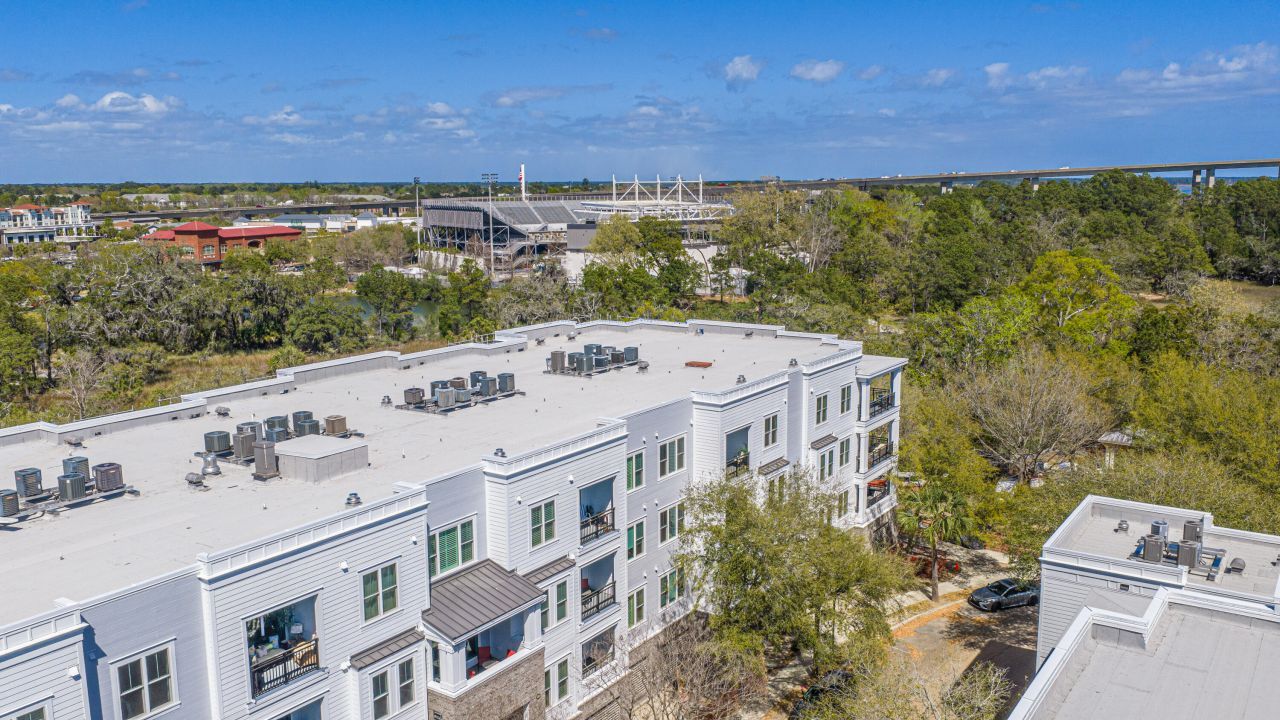 200 River Landing Drive Photo 37