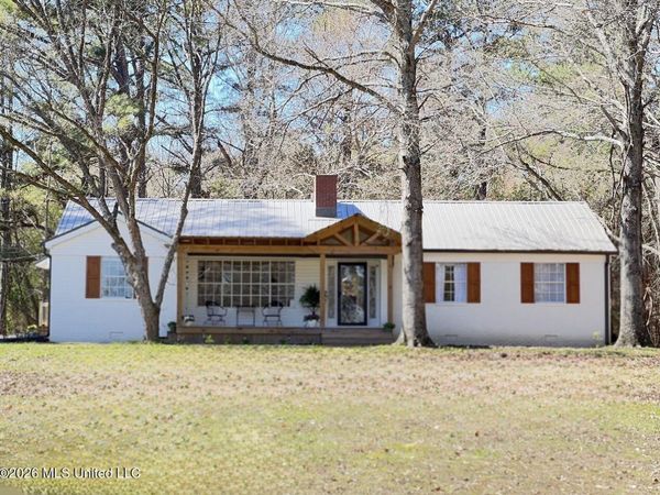 344 Wildcat Bottom Road, Red Banks, MS 38661