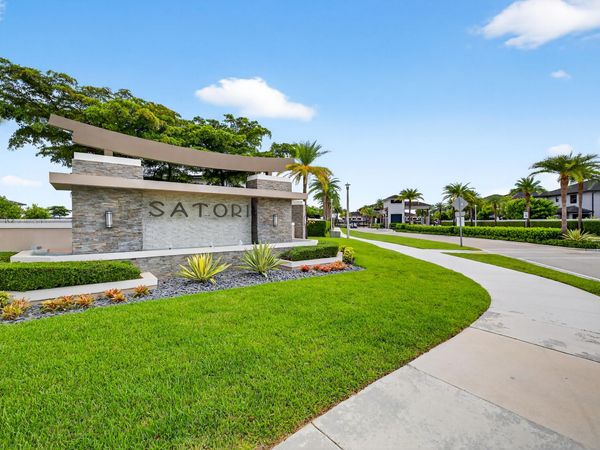 15800 NW 88th Avenue, Miami Lakes, FL 33018